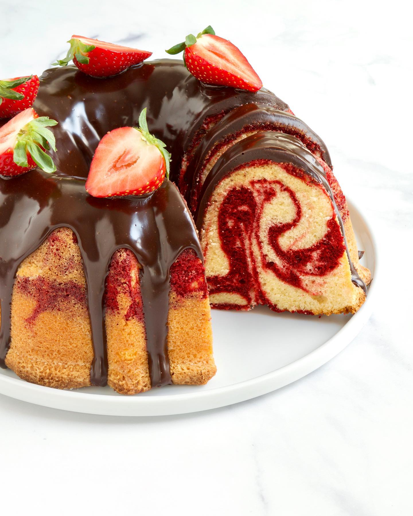 Strawberry-Swirl Bundt Cake Recipe